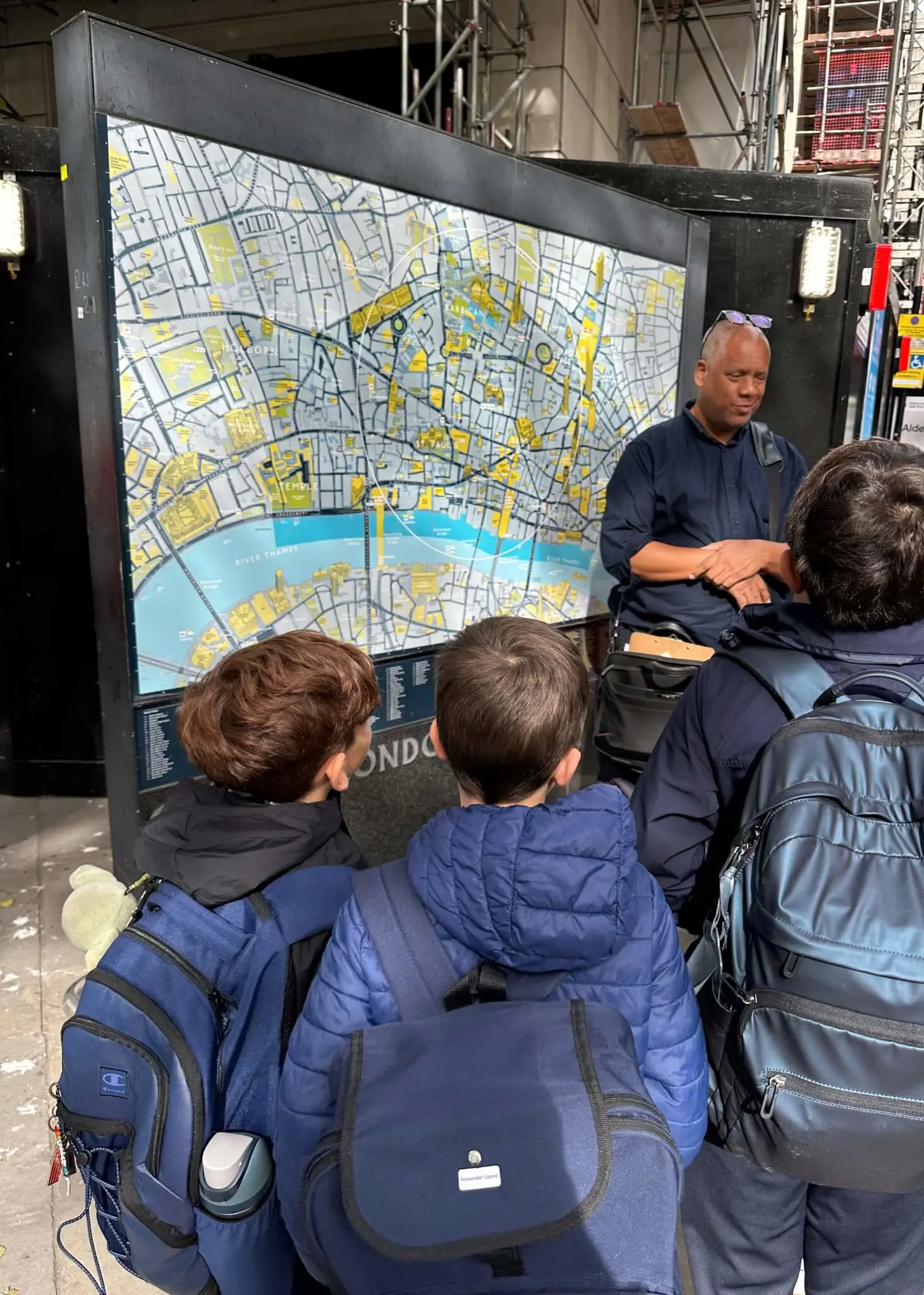 In support of Black History Month, our EDI Ambassadors took part in a fascinating guided Black | Ibstock Place School, Roehampton, Private School Near Richmond, Barnes, Putney, Kingston, & Wandsworth 