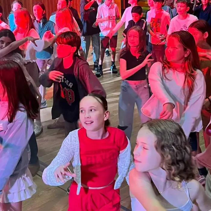 Senior 7 Disco 2025